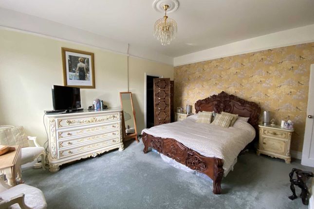 Flat for sale in Exeter Road, Exmouth