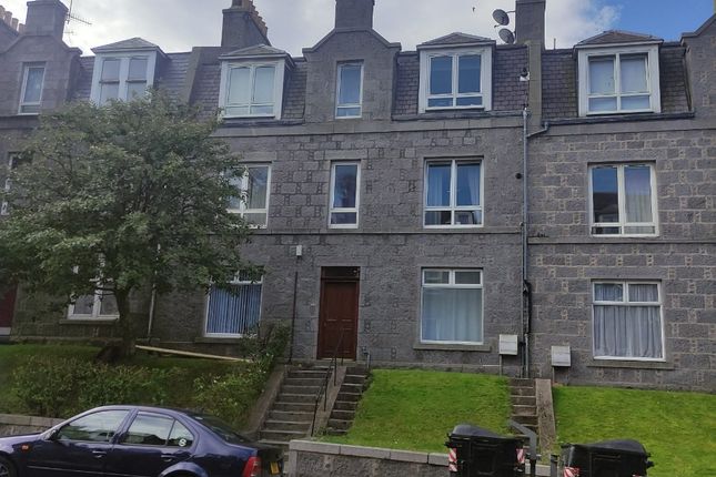 Flat to rent in Victoria Road, Aberdeen