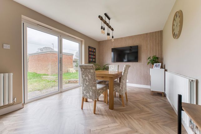 68 Sands Lane, Lowestoft photo 3