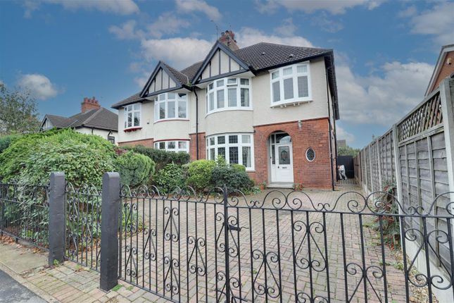 Thumbnail Semi-detached house for sale in Anlaby Road, Hull
