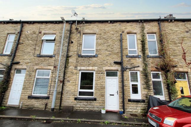 2-bed house on 3 River Street, Todmorden, £110,000