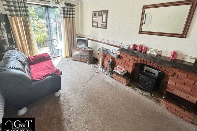 8 Coppice Close, Wolverhampton photo 2