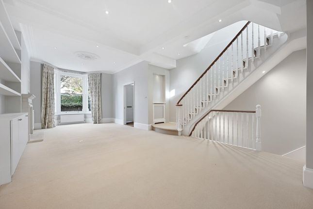 Fbl - Applegarth Road - Receptiona1 (1).Jpg