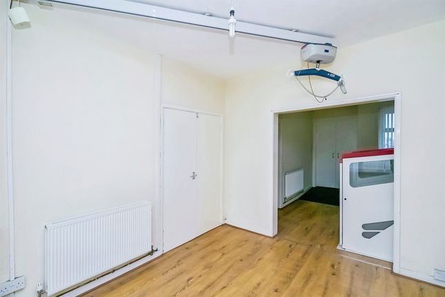 34, Burlington Street, Barry photo 4