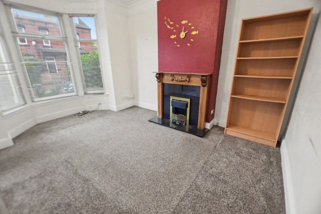 1, Aberdeen Grove, West Yorkshire photo 2