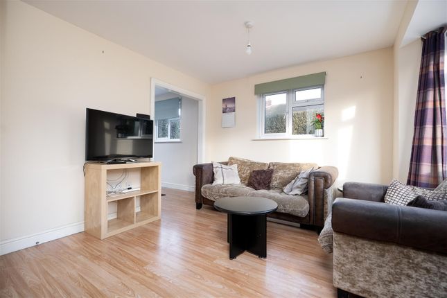 1a, Blackthorn Avenue, West Drayton photo 4
