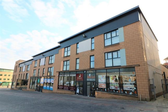 Thumbnail Flat to rent in Castle Street, Hamilton, South Lanarkshire