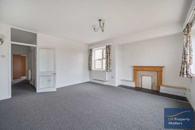 Flat 6A, 11 Woodside Avenue, London photo 4