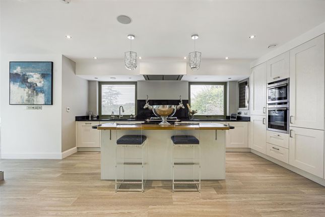 The Square House, Cheltenham photo 3
