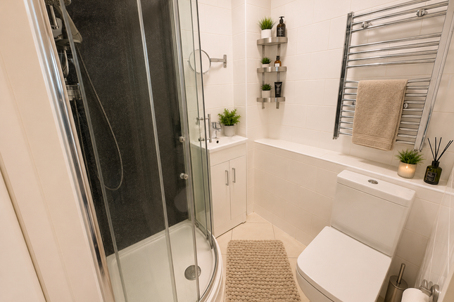 Flat 1  31A, Junction Road, London photo 5