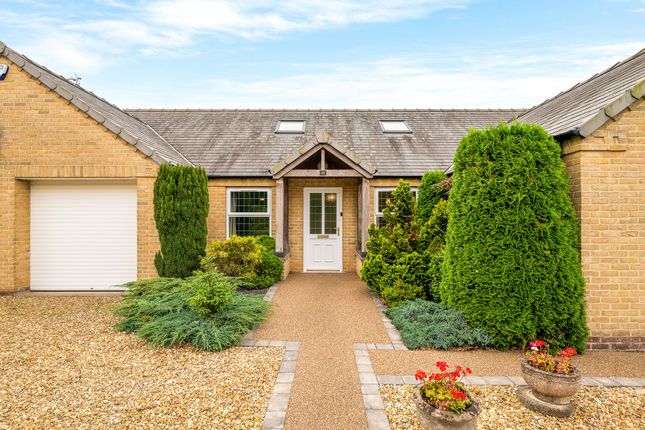 41 Waterford Lane, Lincoln photo 3
