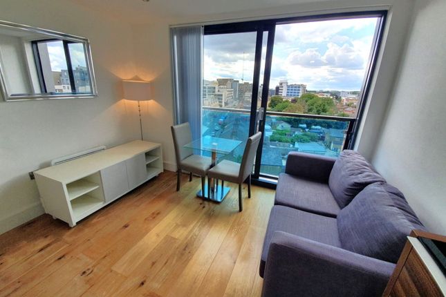 Trident House, 76,Flat 50, Station Road, Hayes photo 4