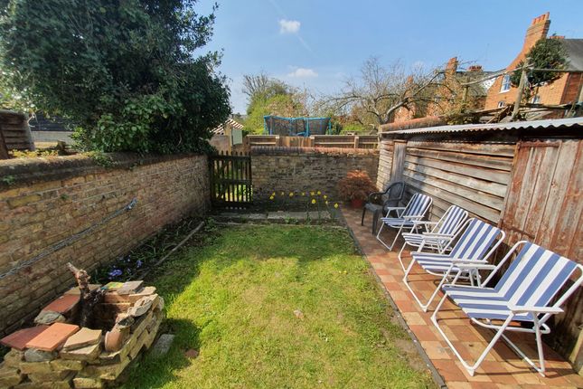 Semi-detached house to rent in Abingdon Road, Oxford