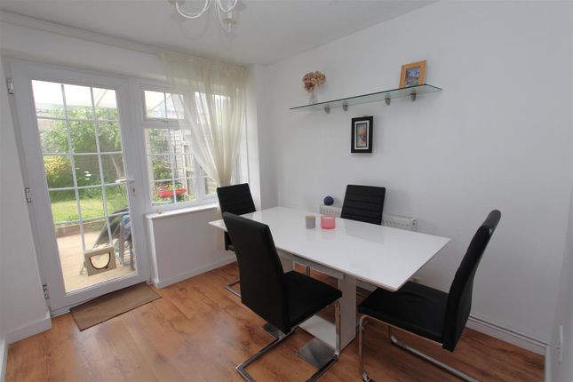 36, Willow Walk, Bristol photo 4