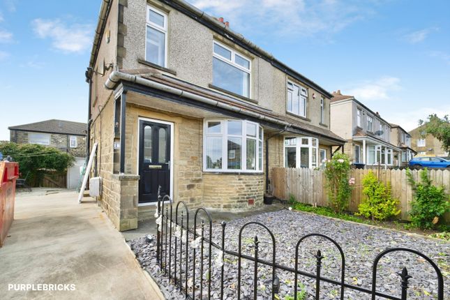 11, Deanstones Lane, Bradford photo 3
