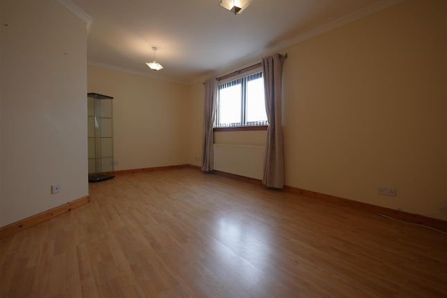 24A, Moorpark Road West, Stevenston photo 2