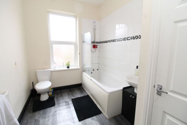 60 Croft Road, Blyth photo 4
