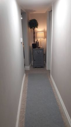 Flat to rent in Cavendish Place, Eastbourne