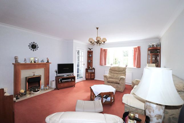 Elmsleigh Road, Farnborough photo 4