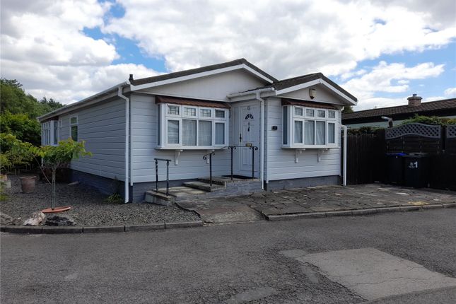 Thumbnail Mobile/park home for sale in Blenheim Close, Orchards Residential Park, Slough
