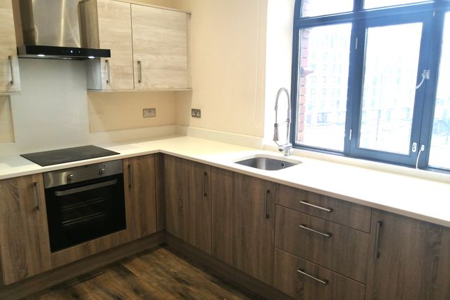 Flat to rent in Hatter Street, Manchester