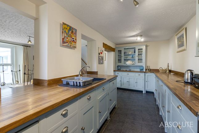 17, North Furzeham Road, Brixham photo 3
