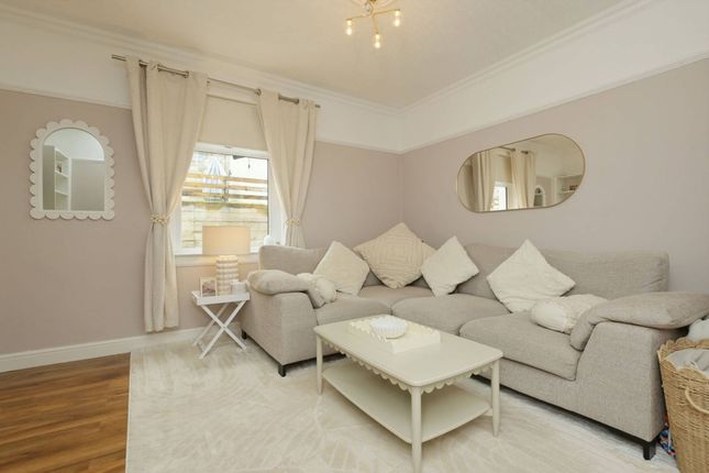 Alder Grove, Falkirk photo 4