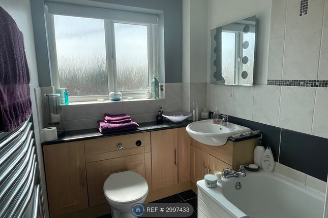 Hurlbote Close, Handforth, Wilmslow photo 4