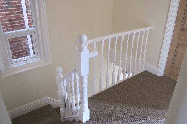 33, Orcheston Road, Charminster photo 2