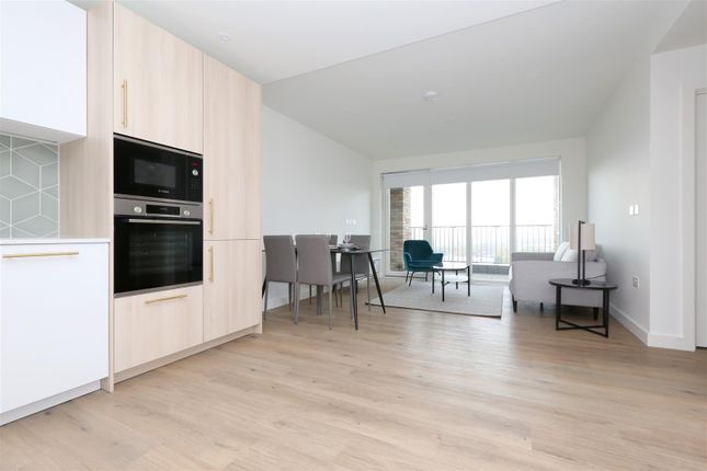 Flat to rent in Alington House, Clarendon, Hornsey