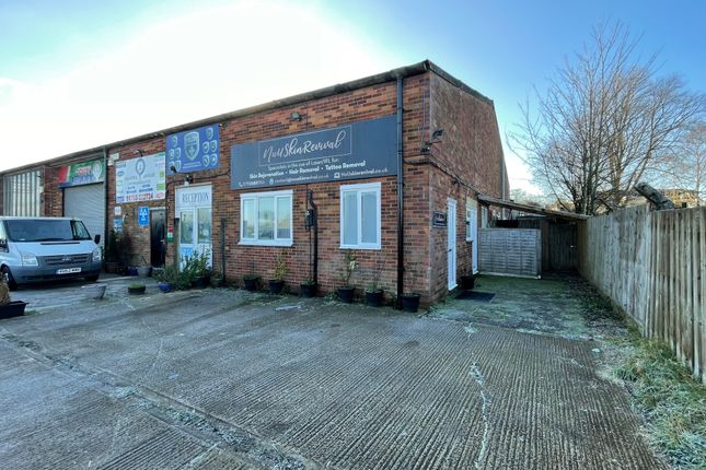 Thumbnail Office to let in Darby Close, Swindon