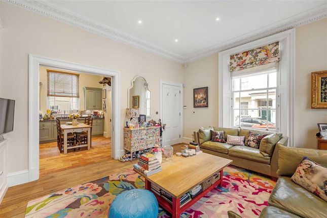 Property for sale in Cambridge Street, London
