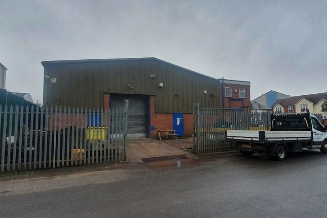 Industrial to let in High Street, Tipton
