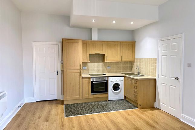 Flat 4, 2, Lyttelton Road, Birmingham photo 3