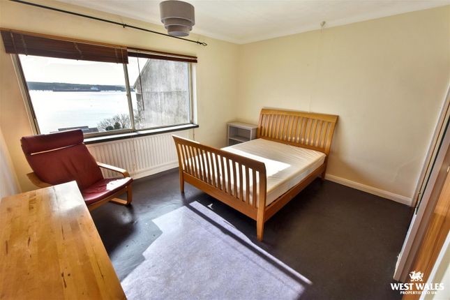 Flat 3 Lansdowne Court, 34, Hamilton Terrace, Milford Haven photo 3