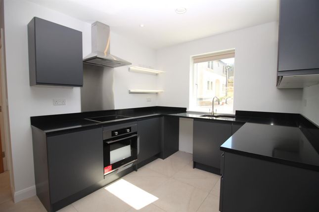 Sabina Cottage, Darlington Wharf, Darlington Road, Bath photo 2