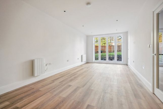 5, Wetherby House, Northwood photo 4