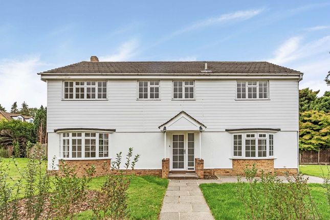 Thumbnail Detached house to rent in Beechwood Close, Long Ditton, Surbiton