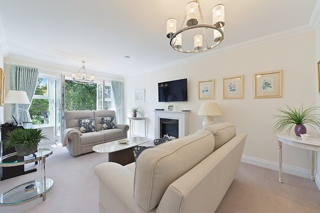 Apartment 1, Fern House, 10, Pinewood Place, Berkshire photo 2