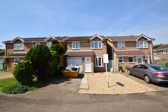 Detached house to rent in Newbury Close, Folkestone