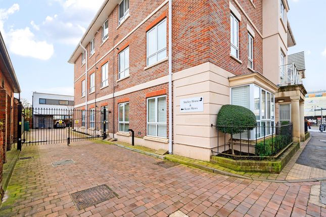 Flat for sale in York Road, Maidenhead