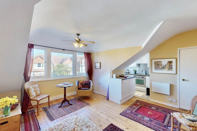 Flat 5, Talbot Road, London photo 4