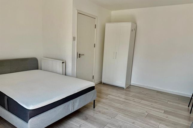 Mapes House, London photo 5
