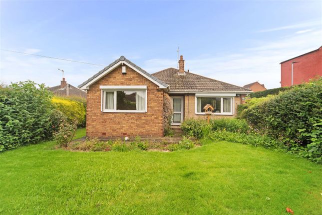 Thumbnail Bungalow for sale in Grove Avenue, Hemsworth