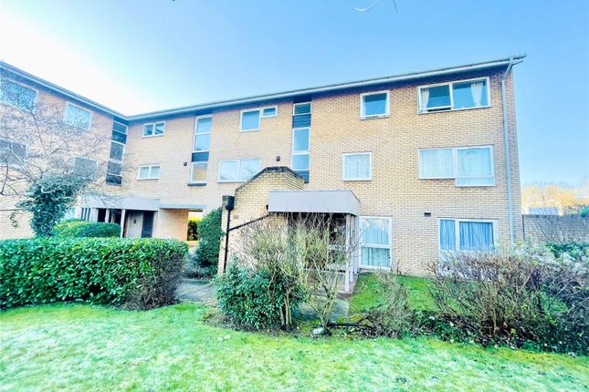 2 bed flat for sale in Pennycroft, Pixton Way, Croydon CR0