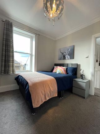Thumbnail Room to rent in Kells Lane, Low Fell, Gateshead