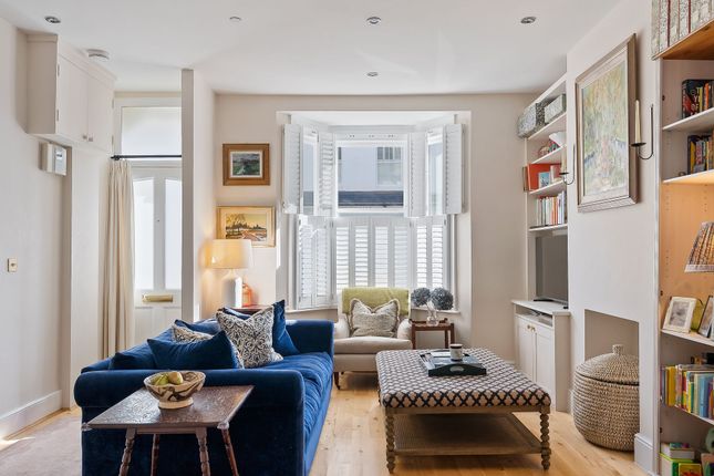 27 Trehern Road, London photo 2
