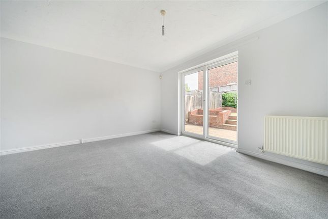 76, Quenby Way, Bromham photo 4