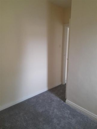 14, Hammerton Street, Pudsey photo 5