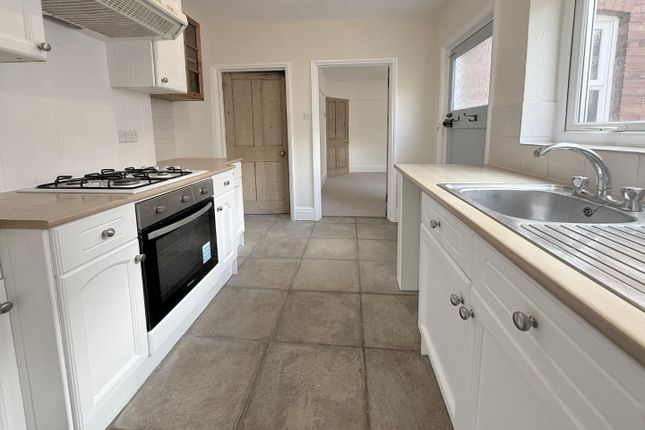 11, Cambridge Street, Rugby photo 3